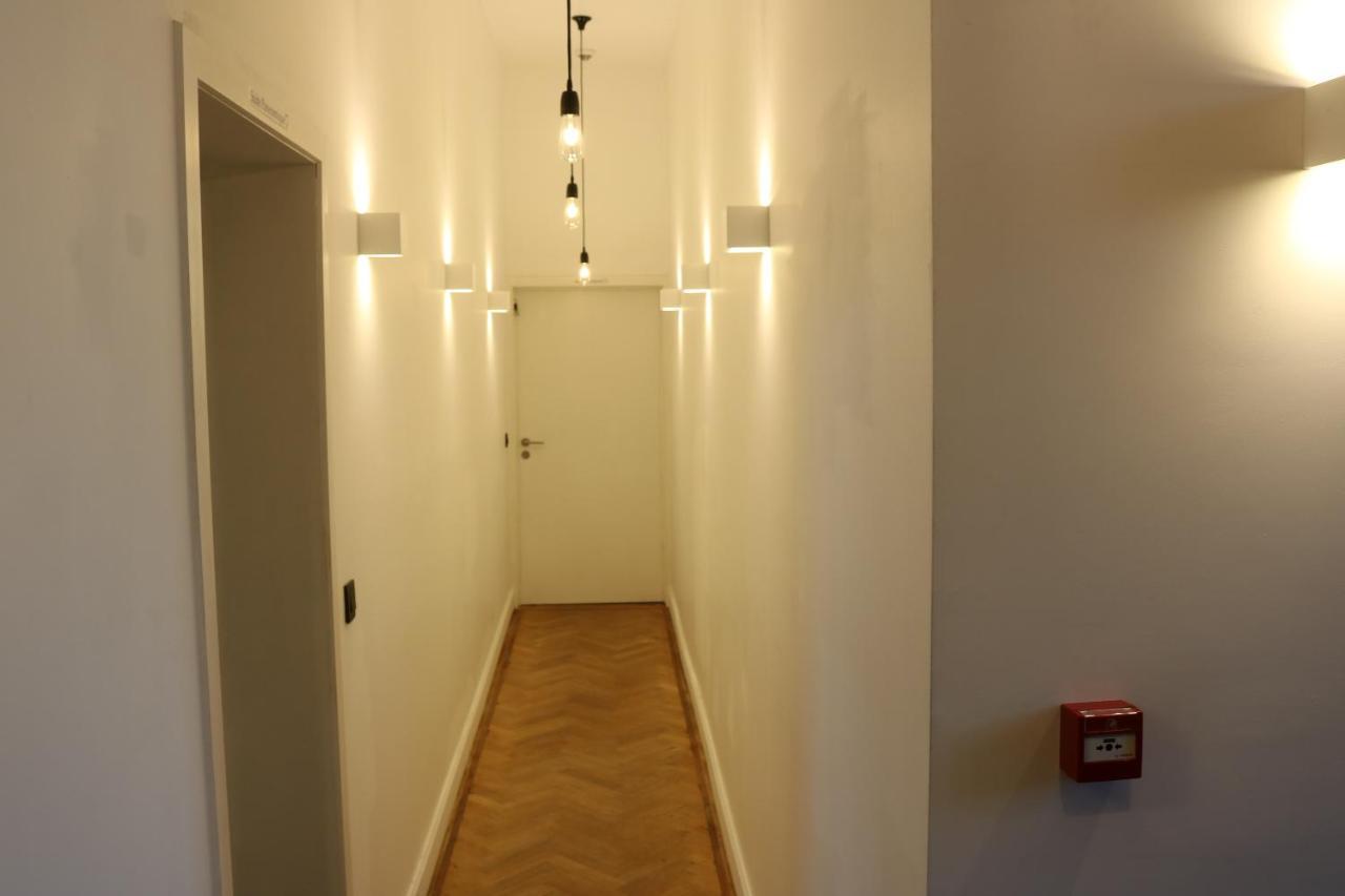 Peter House Nivelles Exterior foto